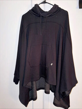 UGG Charlynne Poncho Black Hooded Pullover OS